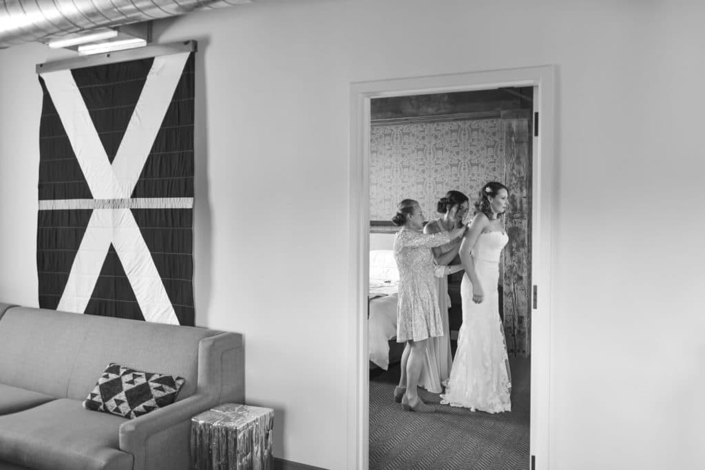 Wedding at Hewing Hotel & Bakken Museum