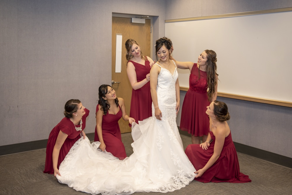 Bridesmaids at Oak Ridge Hotel & Conference Center